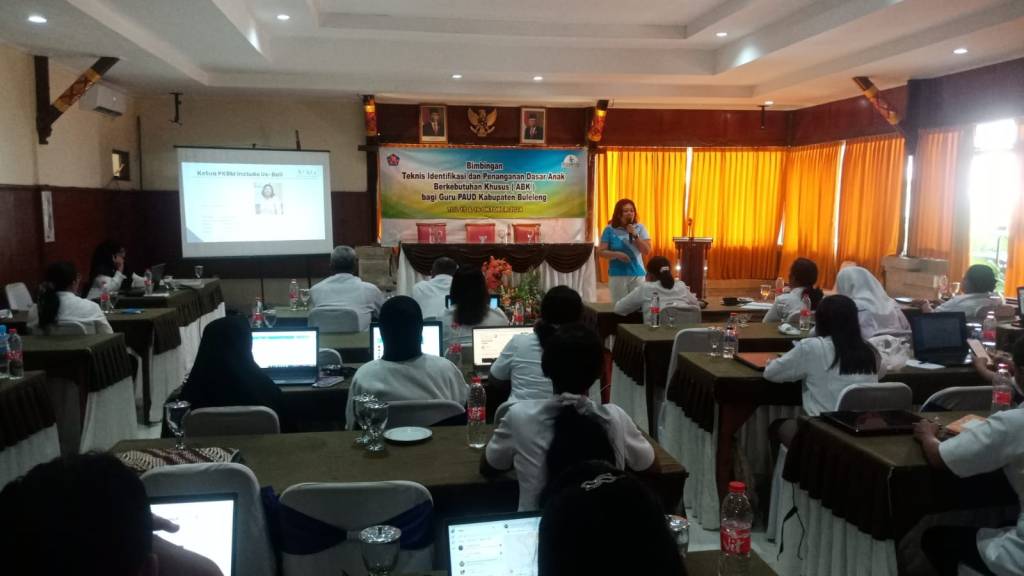 Our CEO speaking to a classroom of students